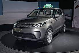 The 2016 land rover discovery carries a braked towing capacity of up to 3500 kg, but check to ensure this applies to the configuration you're considering. Land Rover Discovery 2016 Sitzprobe Bilder Autobild De