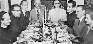 D'ordinaire discret, l'animateur a dévoilé pour la première fois une photo de lui entouré de samuel, aaron et manava, ses trois enfants. Arthur Donatien Grand Maison 1892 1964 Wikitree Free Family Tree