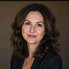 Last year, I was one of over 800 Business Development Managers hired to  quickly grow a hotel startup in the US market. I had 0 experience in  hotels. However, of those 800+,