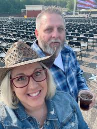 Say hello if you love me❤️