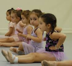 Five Great Phrases Strategies To Use In A Preschool Toddler Dance Class Toddler Dance Classes Toddler Dance Kids Dance