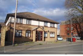And what businesses operate in this area? Property Auctions London Property Auctioneers London London Property Auctions Property Auctions London Barnett Ross Property Auctioneers