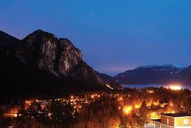 Discover Squamish November 2017 by Pacific Coastal Publications LP