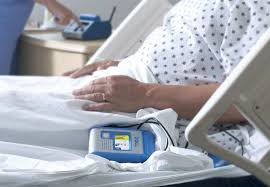 Desfibrilador portátil con oximetría cantidad. Desfibrilador Portatil Para Proteccion Continua En Pacientes Cardiacos Cuidados Criticos Hospimedica Es