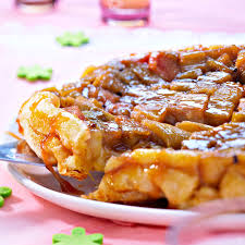 Tarte Tatin A La Rhubarbe Recettes Recette Recettes De Cuisine Rubarbe Recette Recette