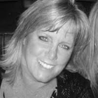 Robin Alaniz's Instagram, Twitter & Facebook