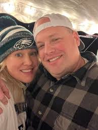 Lynne Sutherland's Instagram, Twitter & Facebook