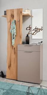 Hochwertige Garderobe Von Dieter Knoll In Tollem Design Flur Speicher Garderoben Gestalten Garderoben Eingangsbereich