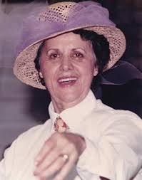 Adeline Cabral's Instagram, Twitter & Facebook