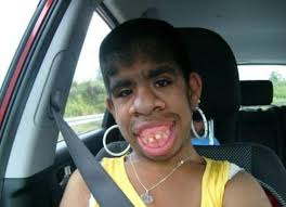 Résultat de recherche d'images pour "moche fille"