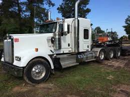 Front axle 14,600lbs drop axle 20,000lbs rear axles 46,000lbs used peterbilt heavy haul tri axle for sale very hard to come by what makes them so special is that they are tri axle heavy haul truck. Kenworth Wl900 Heavy Haul Truck Sold Minnesota Forestry Equipment Sales