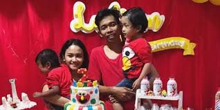 Istri dede sunandar sempat dilarikan ke rumah sakit. Cerita Dede Sunandar Dihina Istri Artis Nyesek Sampai Merasa Rendah Merdeka Com