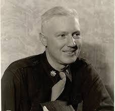 Aaron Clouse's Instagram, Twitter & Facebook