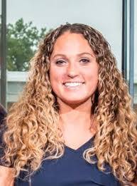 Kari Root's Instagram, Twitter & Facebook