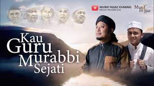 Kau selalu ada ku tenggelam dengan dunia kau tetap sempurna ku tak sedar waktu beredar. Lirik Kau Guru Murabbi Sejati Oleh Munif Hijjaz Di 2021 Lirik Lagu Lagu Lirik
