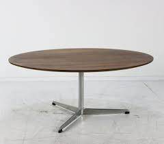 Born in copenhagen in 1902, arne jacobsen apprenticed as a bricklayer before studying architecture at the royal danish academy of the arts. Arne Jacobsen Coffee Table In Teak 1964 119827