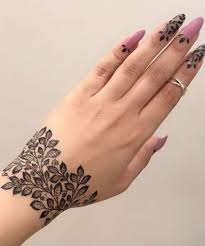 Top 7 Explicitly Beautiful Nature Loving Wrist Tattoo Ideas For Girls Must Try Right Now Wrist Henna Henna Tattoo Designs Mehndi Designs For Hands