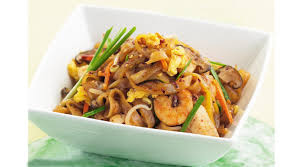 Kwetiau kuah,kwetiau siram,kwetiau goreng spesial,kwetiau kuah pedas. Resep Kwetiau Goreng Cabai Kering
