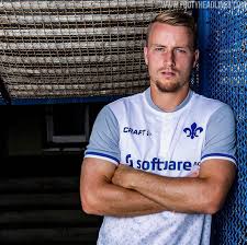 Matchworn trikot holstein kiel getragen vom spieler honsak in gutem zustand und als sammlerstück. Darmstadt 19 20 Trikots Veroffentlicht Nur Fussball