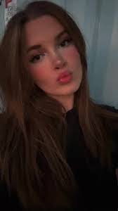 Melissa Nalley's Instagram, Twitter & Facebook