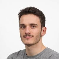 300+ perfiles de «Voltz»