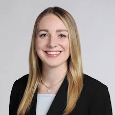 So pumped to announce my successful completion of Intuitive 's da Vinci  CAST training! This is truly one of my greatest career accomplishments that  I'm so excited to share with you all.