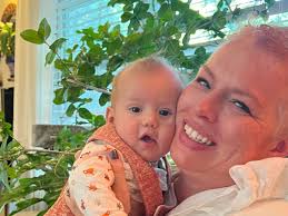 Fundraiser for Amy Marchman by Rhianna Bowyer : Amy Marchman Breast Cancer  Surgery