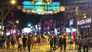Inilah wisata dunia malam terbesar di bangkok. Dunia Malam Phuket Yang Tak Kalah Liar Dari Bangkok
