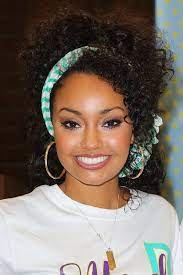 17 Celebrity Approved Hairstyles For The First Day Of School Mixed Hair Curly Hair Styles Naturally Hair Styles