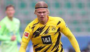 According to a report from bild, the super agent demanded a whopping £820k per week. Borussia Dortmund Erling Haaland Nimmt Kampf Um Pokal Einsatz Auf