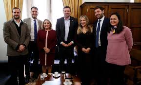 Jun 22, 2021 · karol gallardo acusa haber sido estafada por abigail, una corredora de propiedades e integrante de la iglesia pentecostal. Udi Solicito Al Ministro Sichel Que Trabaje En Puranoticia