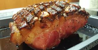 Saftiger Schweinekrustenbraten Aus Dem Backofen Mit Knuspriger Schwarte Schweinekrustenbraten Krustenbraten Rezept Schweinebraten