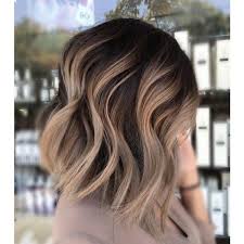 Natural Shades Shadow Roots Behindthechair Com Carmel Blonde Hair Short Wavy Hair Hair Styles