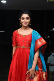 Krithi Shetty At Uppena Movie Success Meet Hd Photo Gallery All punjabi movies telugu movies hollywood hindi dubbed movies tamil movies pakistani movies hollywood english movies bengali movies south indian hindi dubbed movies bollywood movies bhojpuri movies bangladeshi movies marathi movies :: krithi shetty at uppena movie success