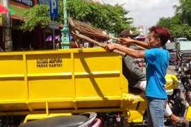 Maybe you would like to learn more about one of these? Cara Menjadi Sapu Jalanan Cara Menjadi Sapu Jalanan Sebelum Disuruh Masuk Peti