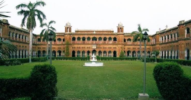 PTV News on X: "In 1875, Sir Syed Ahmed Khan founded the Muhammadan Anglo-Oriental College at Aligarh, the first Muslim University of South Asia. Sir Syed advocated Muslims to use knowledge as