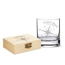 Amavel Kit Pierres A Whisky Et Verre A Whisky Avec Gravure Personnalisee Nom Et Date Boussole Boite En Bois In Verre De Whisky Pierre A Whisky Whisky