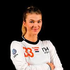 Keepster tess wester, de opbouwsters lois abbingh, laura van der heijden en kelly dulfer, cirkelspeelster danick. Tess Wester
