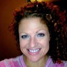 Shelly Huntley's Instagram, Twitter & Facebook