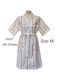 Rekomendasi model baju handuk terbaik model kimono dan biasa,bahan tebal dan halus yang berdaya serap air tinggi sehingga membuat badan cepat kering. Handuk Kimono Mandi Lans Kimono Towel Bathrobe Clothing Brand Facebook 286 Photos