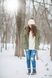 Eagan Apple Valley Rosemount Senior Picture Ideas02 Winter Senior Pictures Winter Senior Pictures Outfits Senior Picture Outfits