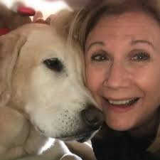 🎊 ¡Por favor ayúdanos a desearle a Lynn Herring un muy feliz cumpleaños! 🎉