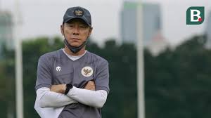 Taeyong nct nctu nct127 sticker by these pictures of this page are about:tae yong png. Pelatih Timnas Indonesia Shin Tae Yong Mengaku Positif Covid 19 Indonesia Bola Com