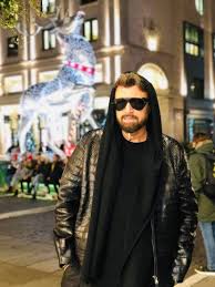 Get in touch with botezatu cătălin (@botezatucatalin) — 4806 answers, 53980 likes. CÄƒtÄƒlin Botezatu RecunoaÈ™te CÄƒ Are Doi Copii È™i A DezvÄƒluit Cum AratÄƒ AceÈ™tia