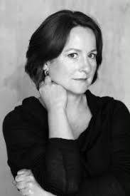 Petra: Lambert, Shaena: 9780735279575: Books