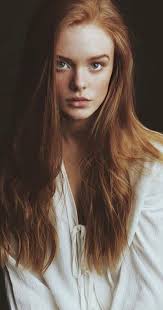 Abigail Cowen Actress Stranger Things Abigail Abbey Cowen Is An American Actress She Stars In 2020 Ginger Actresses Brunette Actresses Actresses With Black Hair