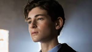 Gotham Season 4 Images Hint Bruce May Finally Become Batman