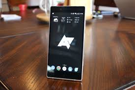 Blu Pure XL (2015) Review: Blu's First ...