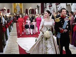 Denmark's crown princess mary didn't have to go very far to find her new year's eve outfit — she went straight to her own closet! The Royal Wedding Of Crown Prince Frederik And Mary Donaldson 2004 Youtube
