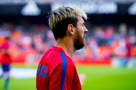 Was den salary cup in den usa angeht, mahomes, qb von kansas city macht in den naechsten 5 jahren 500millionen.weitere fragen?das einzige was dies bringe. Funffacher Weltfussballer Zlatan Berater Mino Raiola Krasse Forderung An Leo Messi